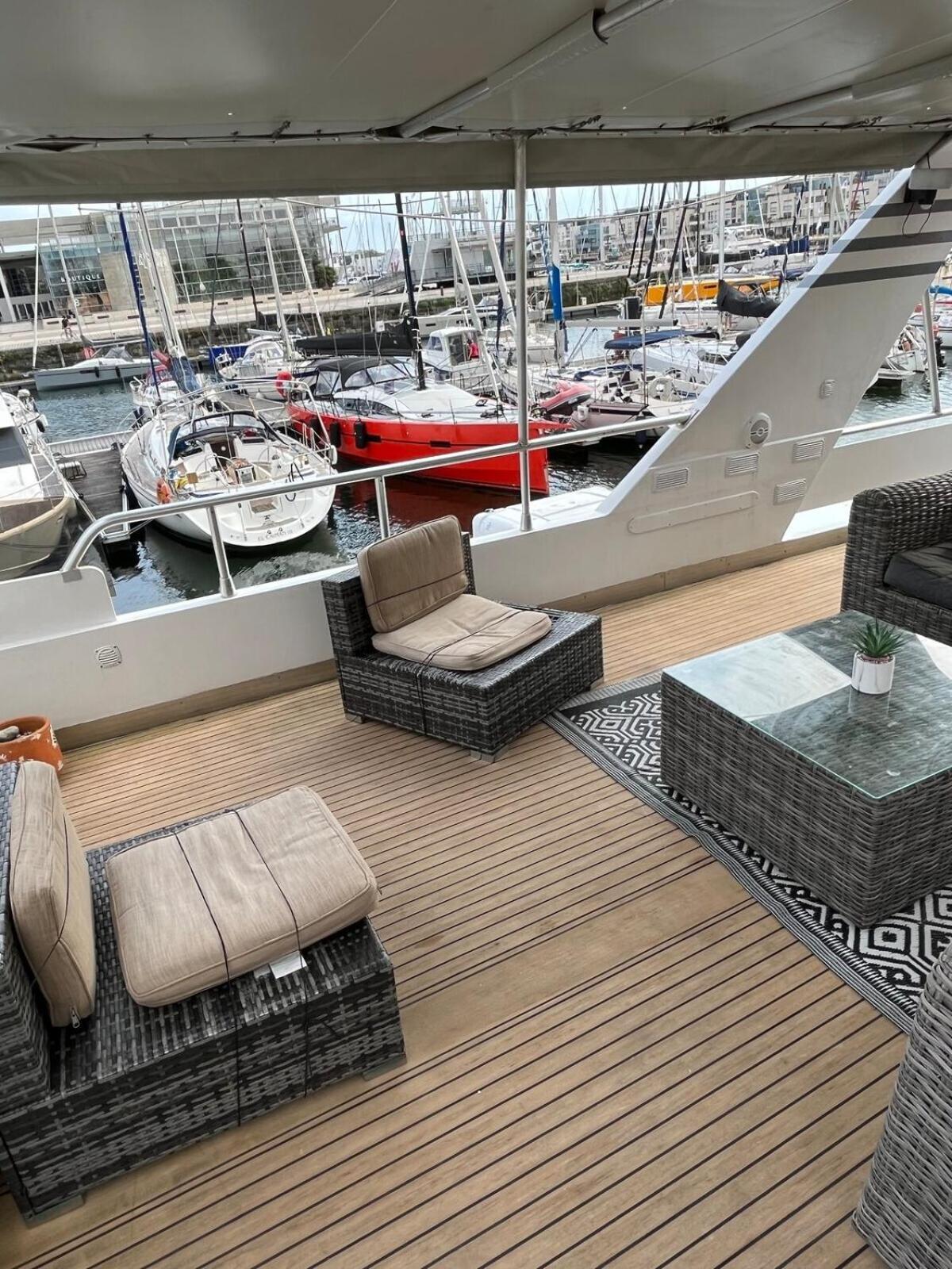 ホテル Yacht Aquamarina Vieux Port La Rochelle ラ・ロシェル エクステリア 写真