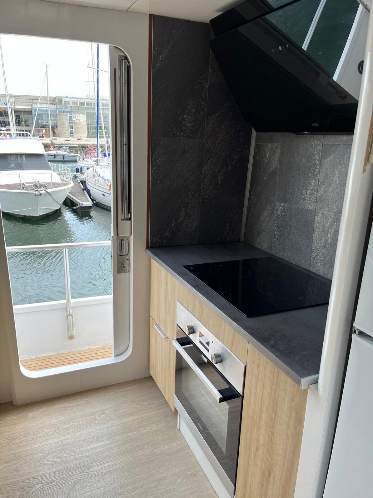 ホテル Yacht Aquamarina Vieux Port La Rochelle ラ・ロシェル エクステリア 写真