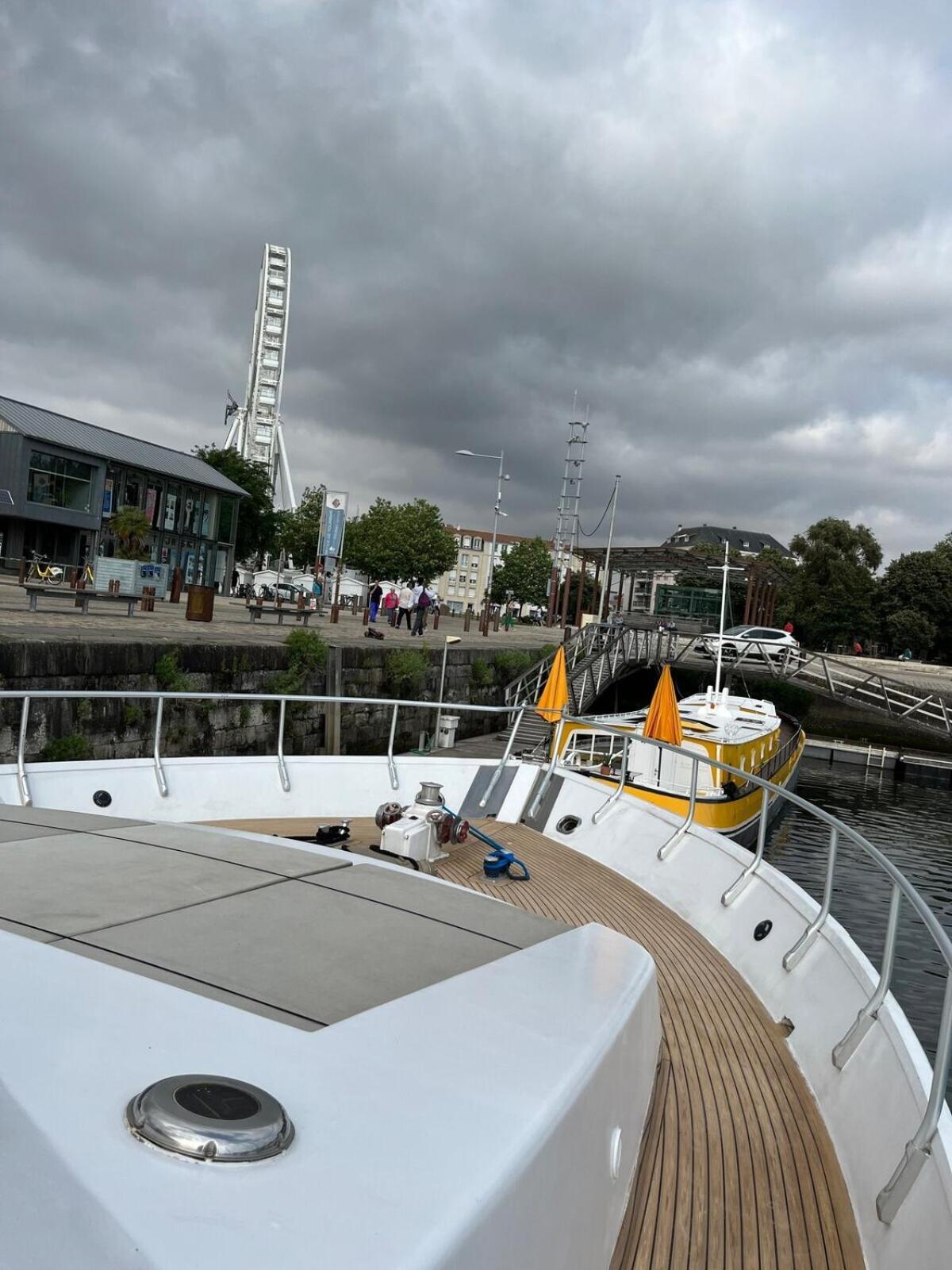 ホテル Yacht Aquamarina Vieux Port La Rochelle ラ・ロシェル エクステリア 写真