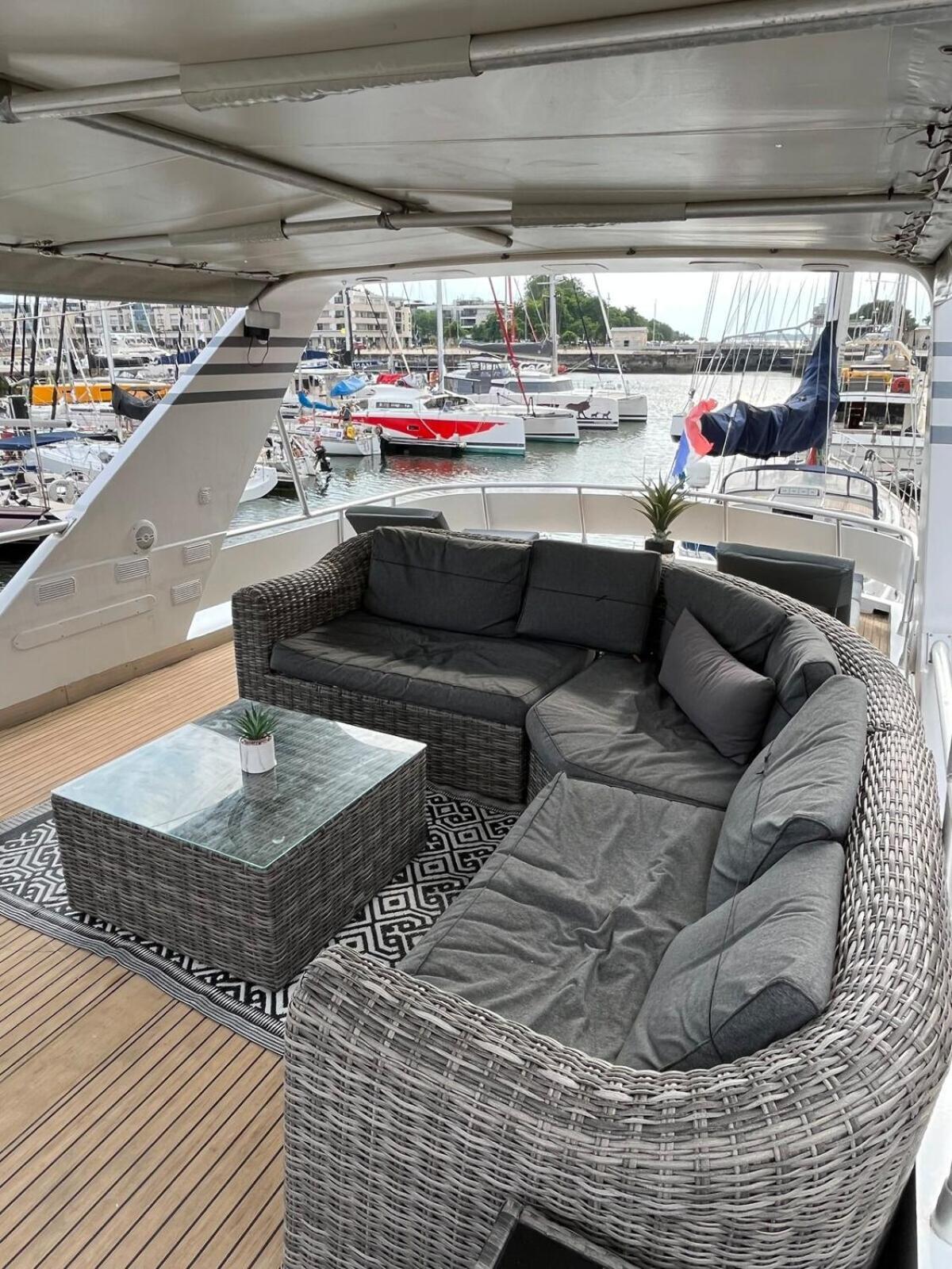 ホテル Yacht Aquamarina Vieux Port La Rochelle ラ・ロシェル エクステリア 写真