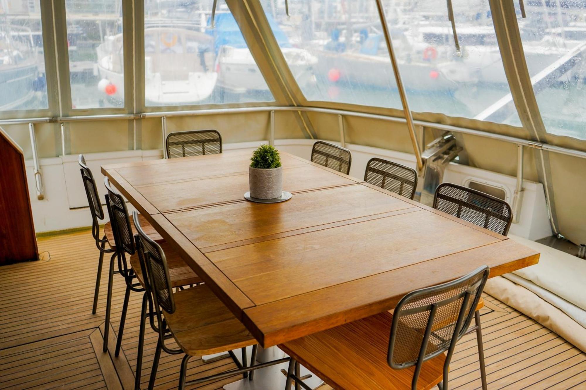 ホテル Yacht Aquamarina Vieux Port La Rochelle ラ・ロシェル エクステリア 写真